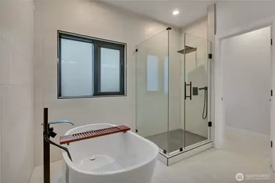 8439 47th Avenue S #B, Seattle, WA 98188 - Photo 25