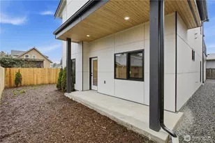 8439 47th Ave S, Seattle, WA 98188 - Photo 35