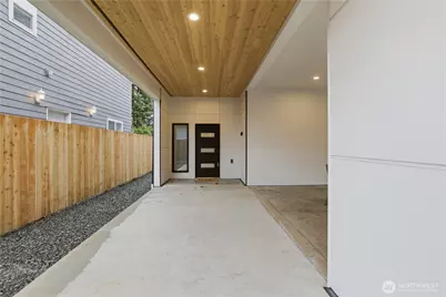 8439 47th Avenue S #B, Seattle, WA 98188 - Photo 3