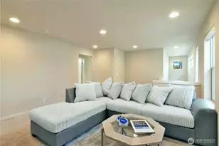 218 SW 96th Ln, Seattle, WA 98106 - Photo 11