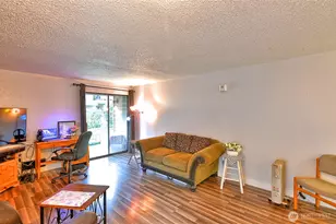 20131 61st Pl W, Lynnwood, WA 98036 - Photo 7