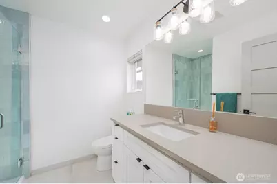 3015 61st Avenue SW #B, Seattle, WA 98116 - Photo 11