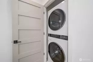 3015 61st Ave SW, Seattle, WA 98116 - Photo 13