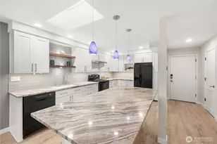 4214 West LK Sammamish Pkwy NE, Redmond, WA 98052 - Photo 5