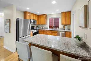 22669 Fern Reach Circle NE, Redmond, WA 98053 - Photo 11