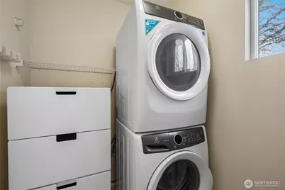 22669 Fern Reach Circle NE, Redmond, WA 98053 - Photo 13