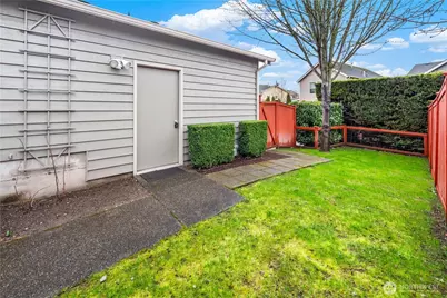 22669 Fern Reach Circle NE, Redmond, WA 98053 - Photo 27