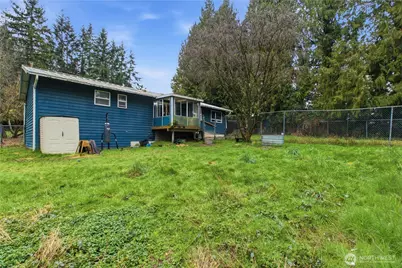 20327 W Richmond Road, Bothell, WA 98021 - Photo 21