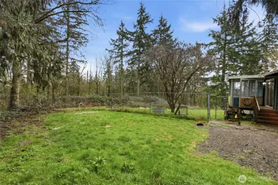 20327 W Richmond Road, Bothell, WA 98021 - Photo 23