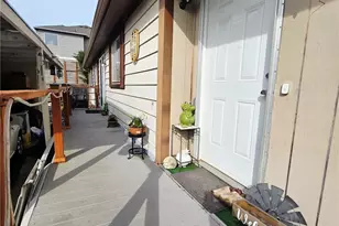 1114 29th St Pl NW, Puyallup, WA 98371 - Photo 3