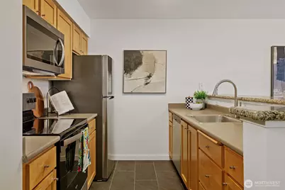 303 23rd Avenue S #304, Seattle, WA 98144 - Photo 3