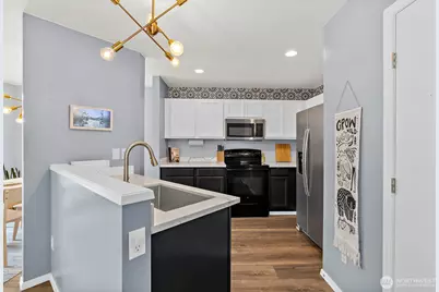 6827 SE Gove Street #10, Snoqualmie, WA 98065 - Photo 7