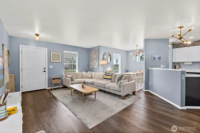 6827 SE Gove Street #10, Snoqualmie, WA 98065 - Photo 5