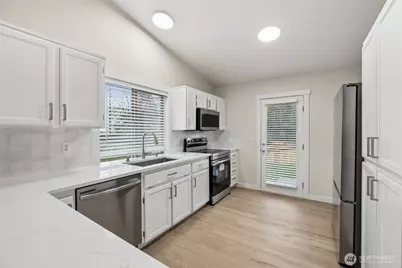 20009 40th Avenue E, Spanaway, WA 98387 - Photo 11