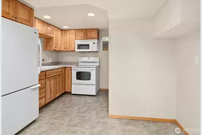 11340 Alton Avenue NE, Seattle, WA 98125 - Photo 21