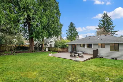 11340 Alton Avenue NE, Seattle, WA 98125 - Photo 27