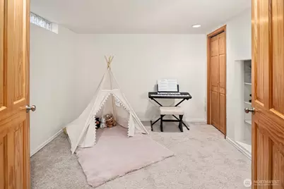 11340 Alton Avenue NE, Seattle, WA 98125 - Photo 19