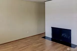 9200 Densmore Ave N, Seattle, WA 98103 - Photo 21