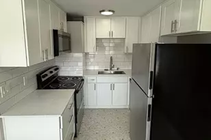 9200 Densmore Ave N, Seattle, WA 98103 - Photo 19