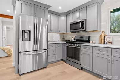 2023 Vine Road, Brier, WA 98036 - Photo 9