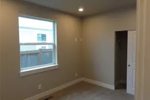 1724 14th St, Bremerton, WA 98337 - Photo 9