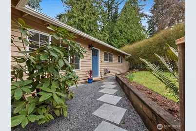 16430 65th Avenue W, Lynnwood, WA 98037 - Photo 3