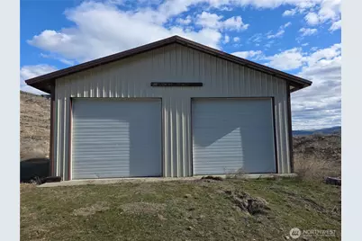 105 Emily Road, Oroville, WA 98844 - Photo 3