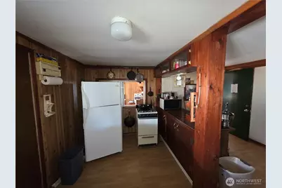 105 Emily Road, Oroville, WA 98844 - Photo 11