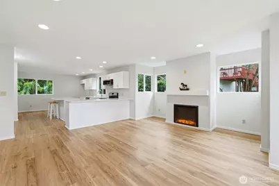 4404 Terrace Drive #8, Everett, WA 98203 - Photo 3