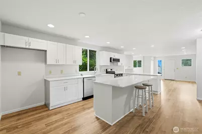 4404 Terrace Drive #8, Everett, WA 98203 - Photo 11