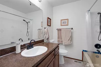 2925 87th Ave Ct E, Edgewood, WA 98371 - Photo 17