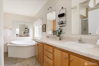 1140 Sherwood Lane, Greenbank, WA 98253 - Photo 17