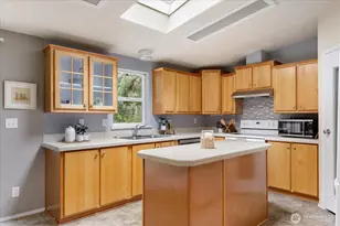 1140 Sherwood Ln, Greenbank, WA 98253 - Photo 9