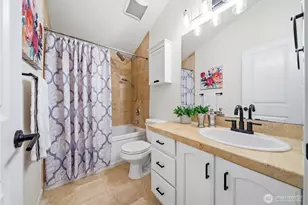 1122 N 92nd St, Seattle, WA 98103 - Photo 17