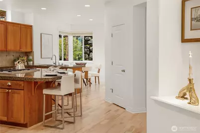 917 Bear Ridge Court NW, Issaquah, WA 98027 - Photo 9