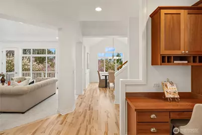 917 Bear Ridge Court NW, Issaquah, WA 98027 - Photo 11