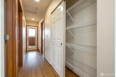 422 Oak Hill Lane, Burlington, WA 98233 - Photo 17