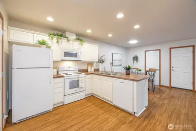 422 Oak Hill Lane, Burlington, WA 98233 - Photo 11