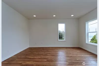 5045 37th Avenue S, Seattle, WA 98118 - Photo 7