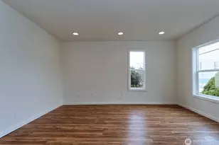 5045 37th Ave S, Seattle, WA 98118 - Photo 7