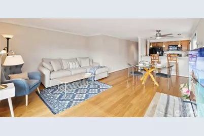 4222 Beach Drive SW #202, Seattle, WA 98116 - Photo 3