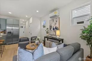 11017 35th Ave NE, Seattle, WA 98125 - Photo 7