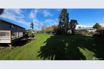 1135 N Heatherwood W, Tacoma, WA 98406 - Photo 7