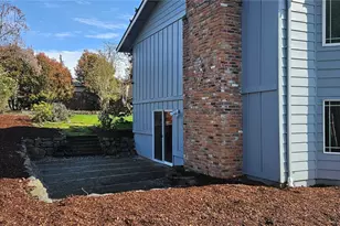 1135 N Heatherwood W, Tacoma, WA 98406 - Photo 3