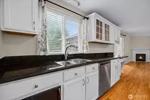 4932 Siskiyou Loop SE, Olympia, WA 98501 - Photo 5