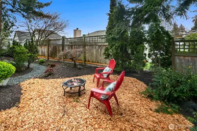 556 Holly Drive, Edmonds, WA 98020 - Photo 33