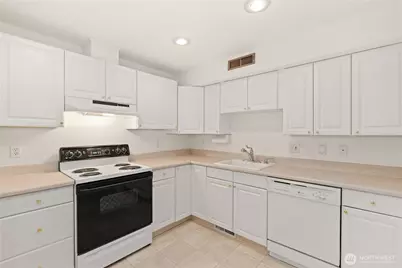 4719 61st Avenue W, Tacoma, WA 98466 - Photo 25