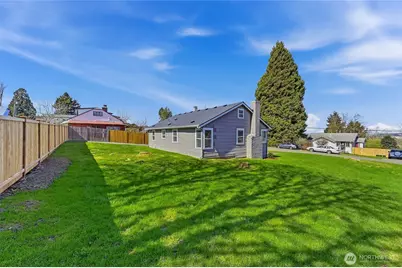 1221 S 101st Street, Seattle, WA 98168 - Photo 25
