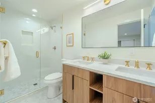 515 NE 123rd St, Seattle, WA 98125 - Photo 7