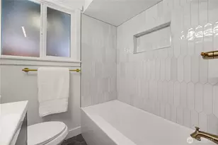 515 NE 123rd St, Seattle, WA 98125 - Photo 7